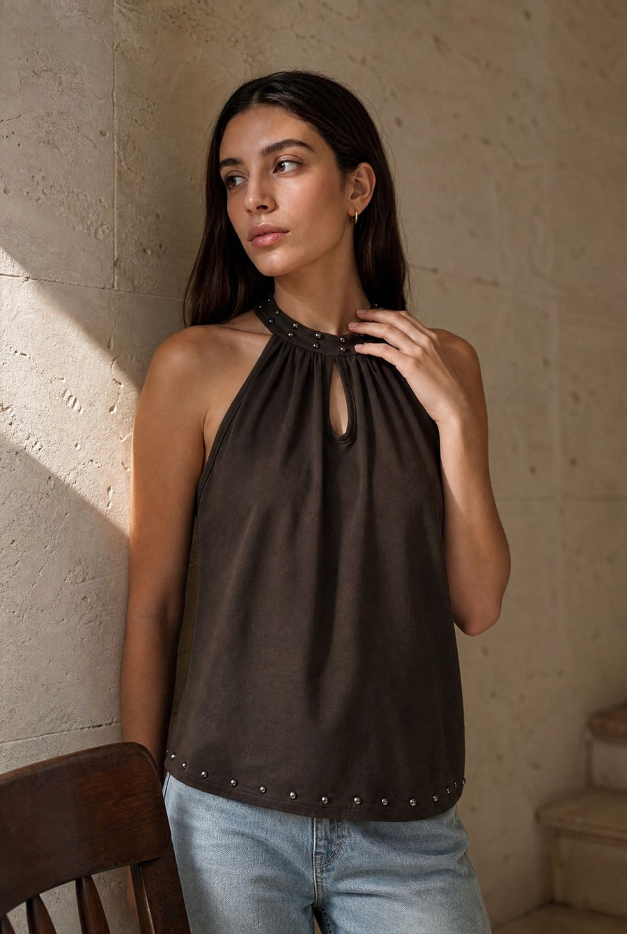 KDAPDT.02 top halter col montant cloute en coton 01