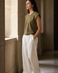 02. Top sans manches coton épaules cloutées