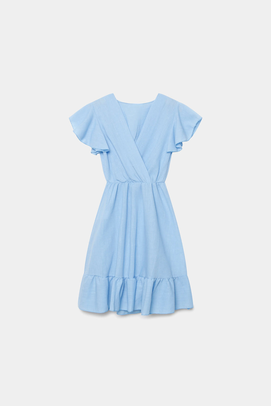 Robe fluide manches courtes en polyester légère — coupe féminine, modèle bleu ciel sur fond neutre.