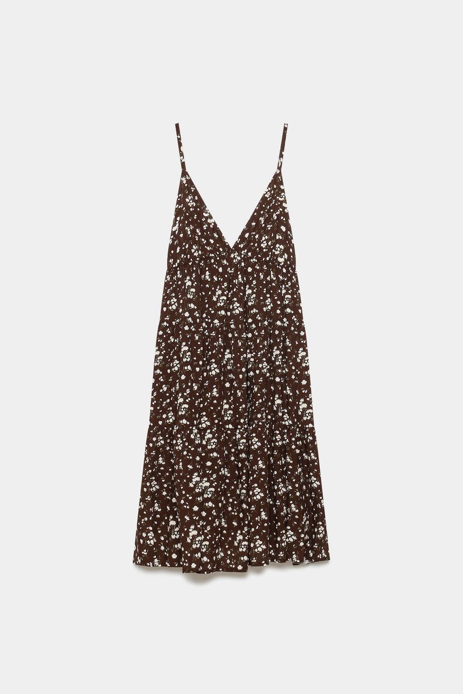 Robe fluide en viscose à bretelles fines, couleur marron, vue de face mettant en valeur sa coupe élégante.