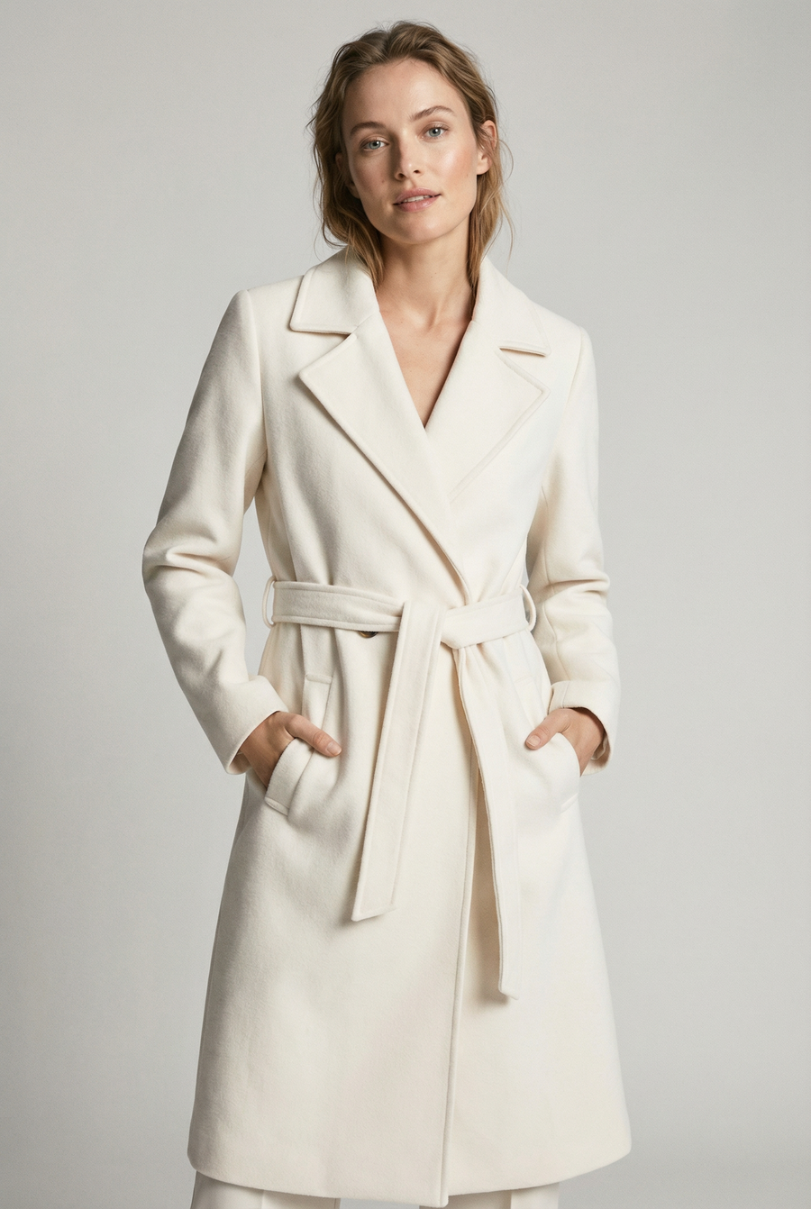 Manteau croisé femme élégant – Coupe droite ceinturée