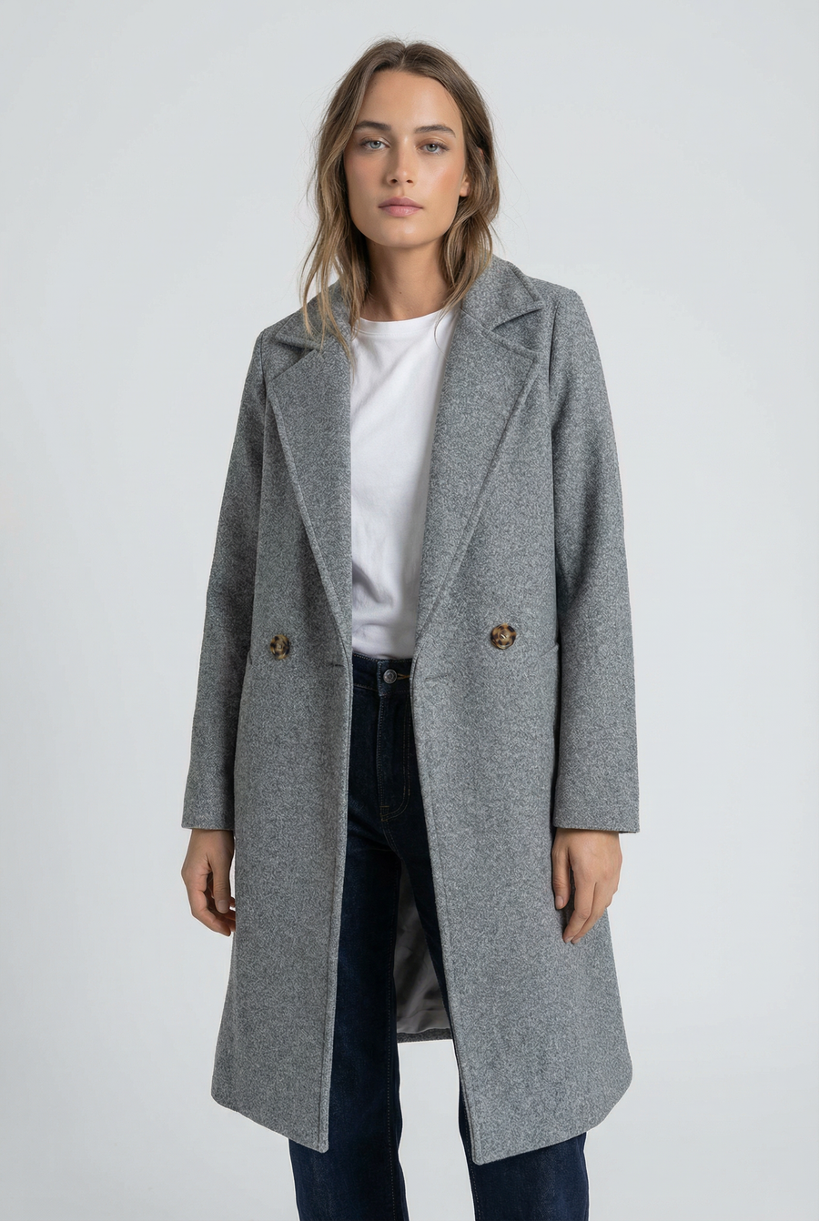 Manteau croisé femme élégant – Coupe droite ceinturée détail du produit