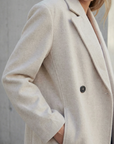 Manteau long beige clair croisé