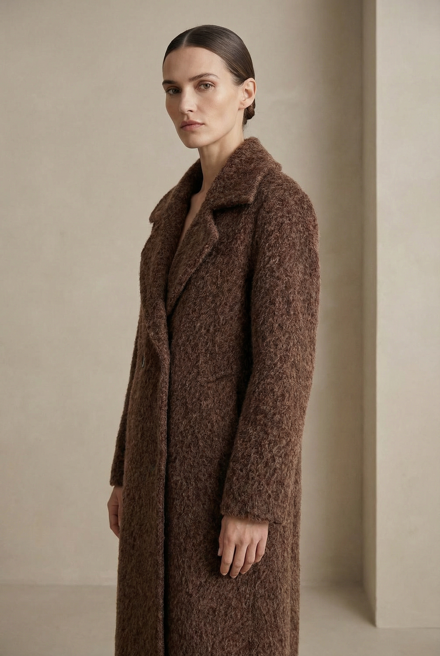 Manteau long effet fourrure synthétique – Coupe droite doublée – Col tailleur