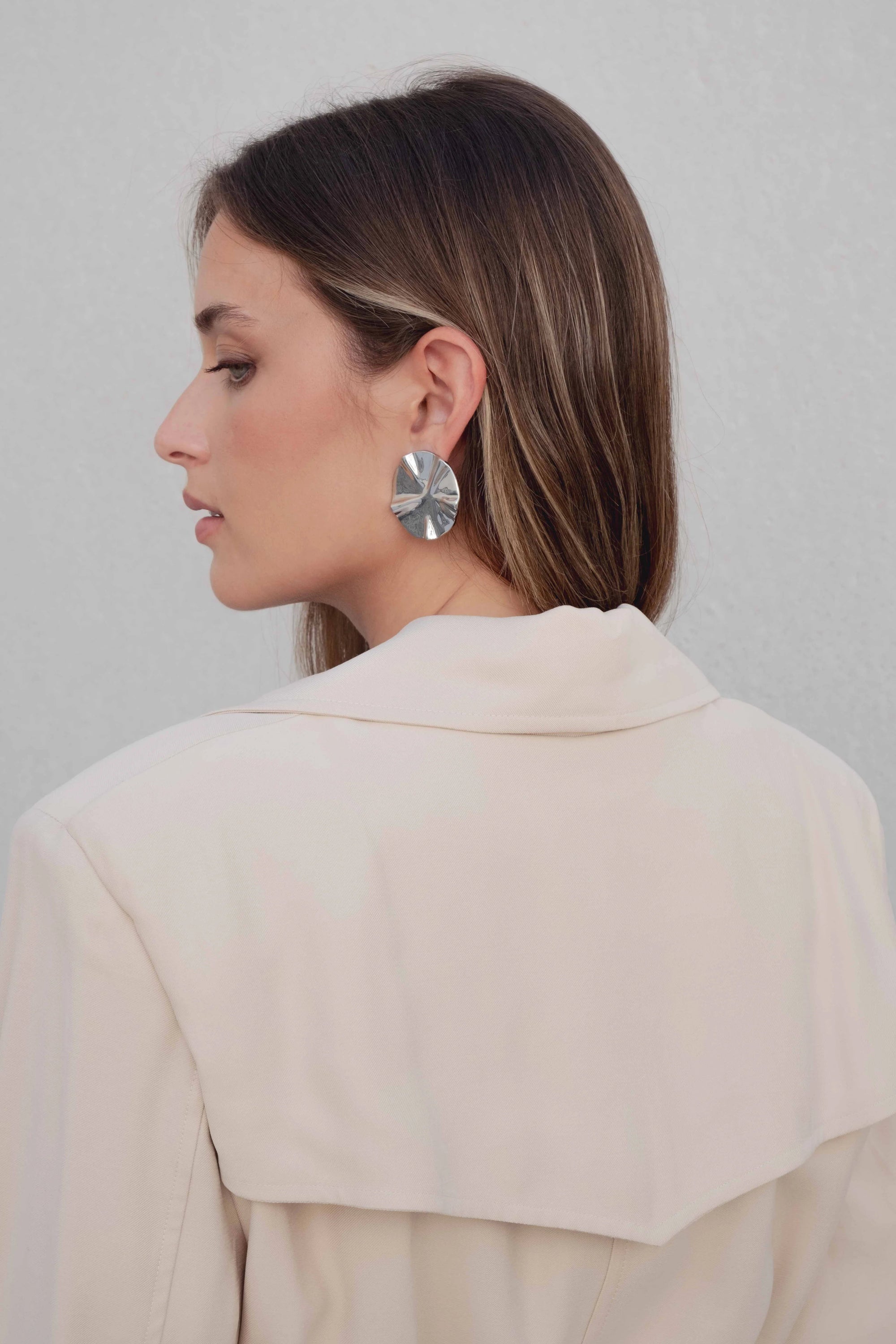 Manteau trench fluide – Élégance et confort intemporel Sapiato