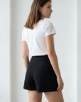 Mini Jupe short Noir Fendue
