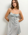 Mini Robe Satin Bleu Pastel À Fleurs - Coupe Courte, Bretelles Fines, Décolleté Froncé