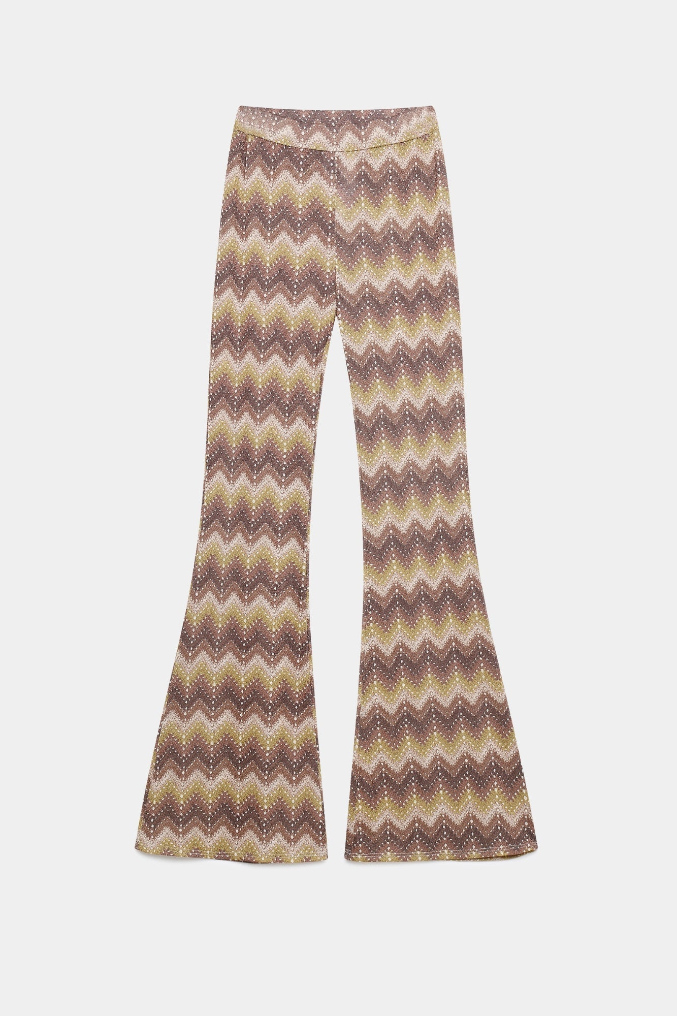 Pantalon flare taille haute fluide imprimé en zigzag marron présenté seul sur fond blanc.