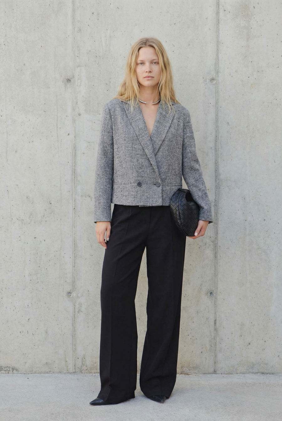 Pantalon noir fluide à pinces