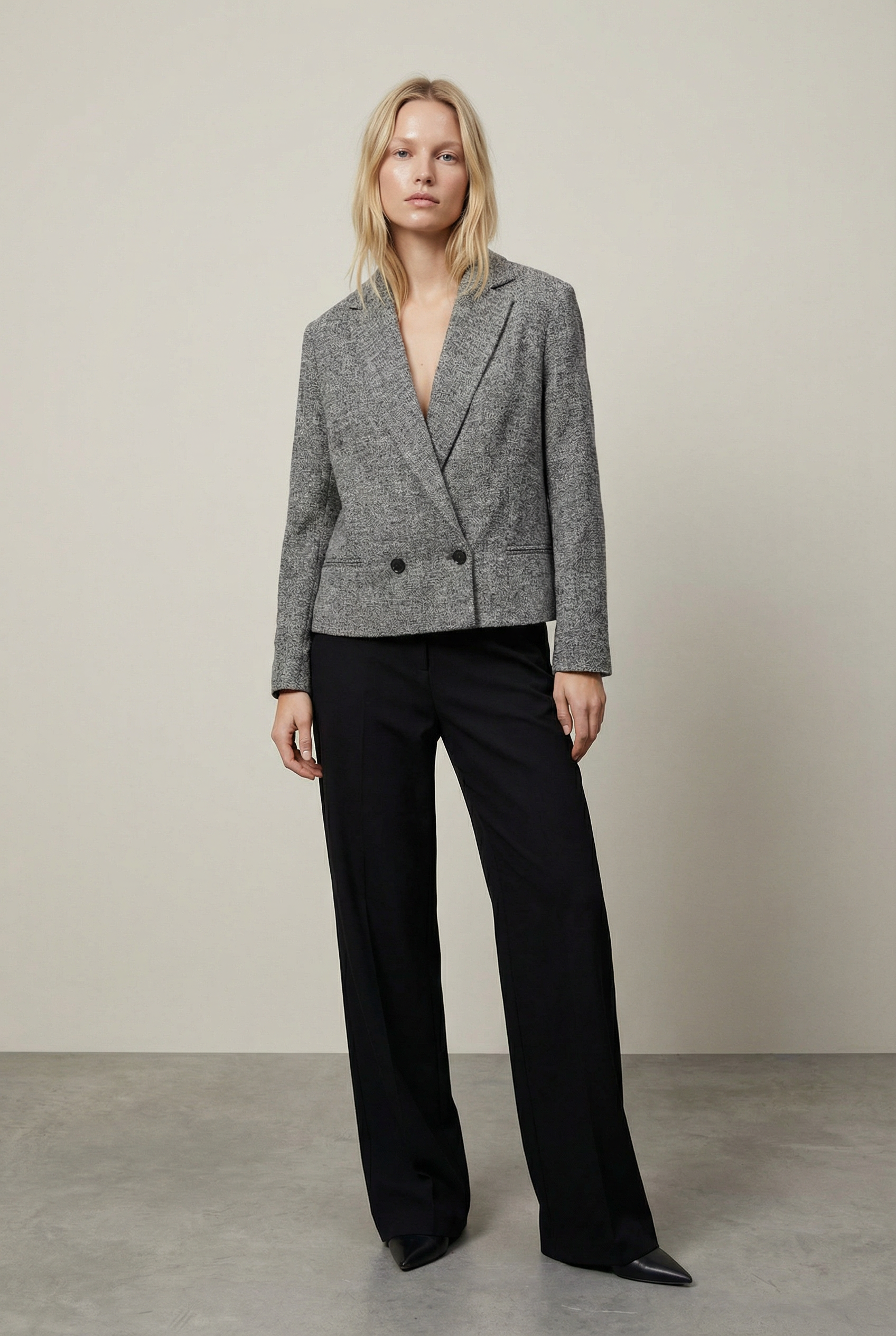 Pantalon noir fluide à pinces