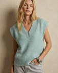 Suéter de punto sin mangas con cuello en V suave y extragrande para mujer: comodidad y versatilidad con estilo.