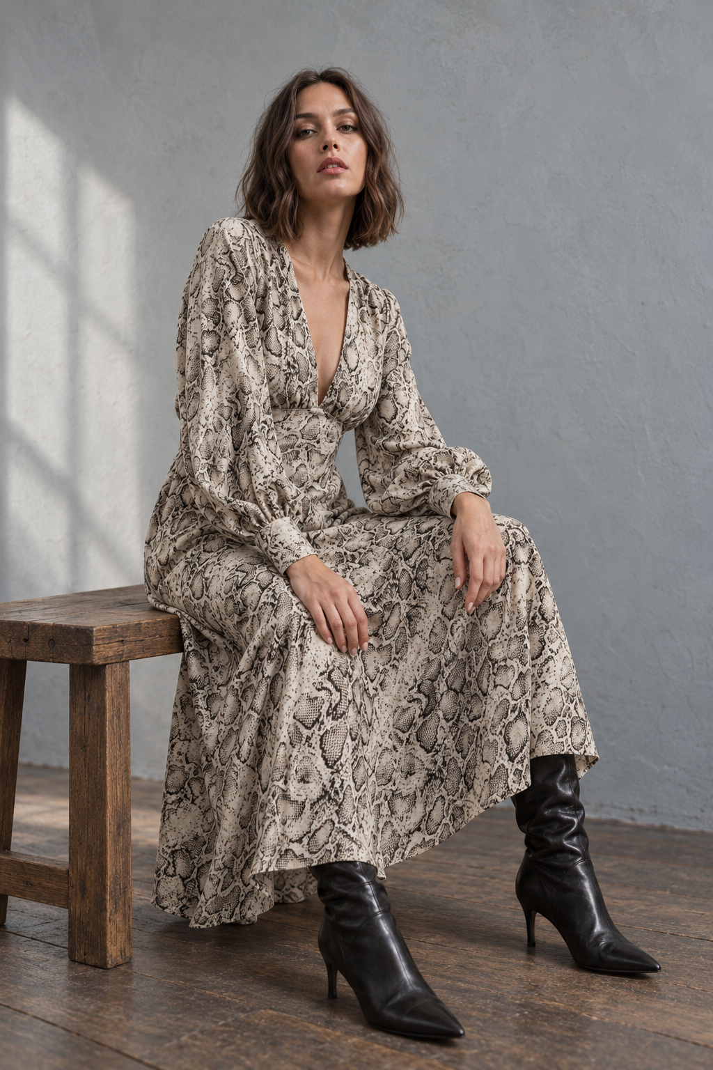@Robe Animal Midi Imprimé Python Col Cache-Cœur Manches Bouffantes Élégante et Fluide