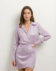 Robe Chemise Femme Courte Imprimée Violet à Rayures Graphiques, Chic et Tendance look complet