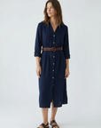Robe Chemise Longue Bleu Marine Avec Ceinture Tressée