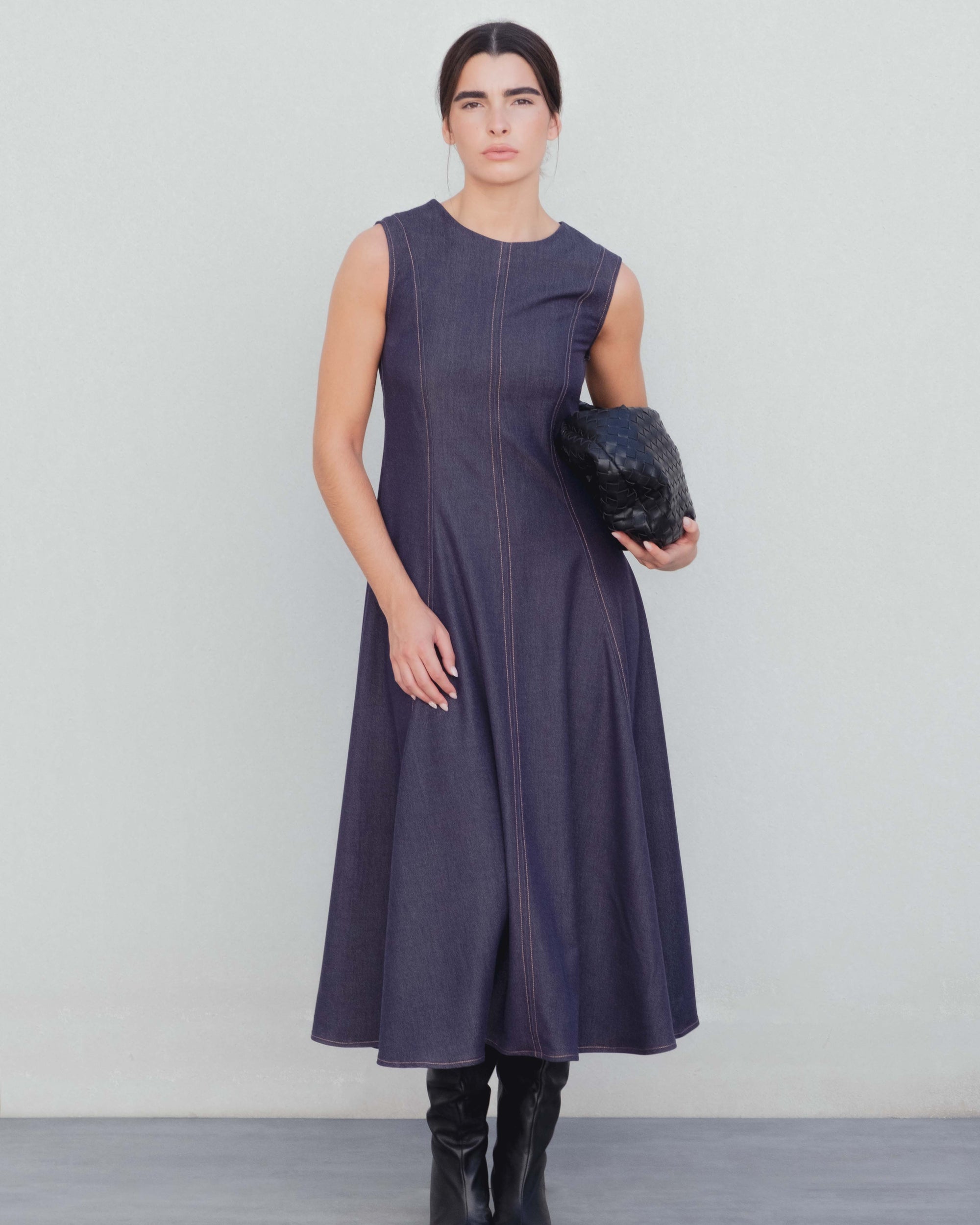 Élégante robe midi coupe droite vaquero effet denim polyester