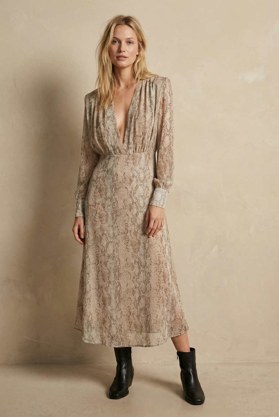 Robe Imprimé Animal Python Manches Longues vue de profil