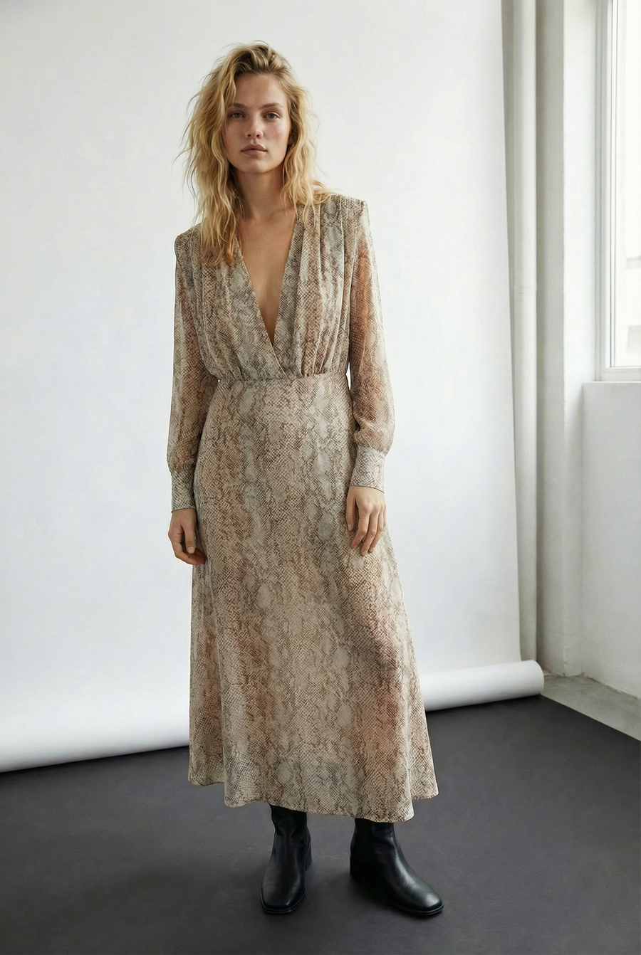 Robe Imprimé Animal Python Manches Longues vue portée