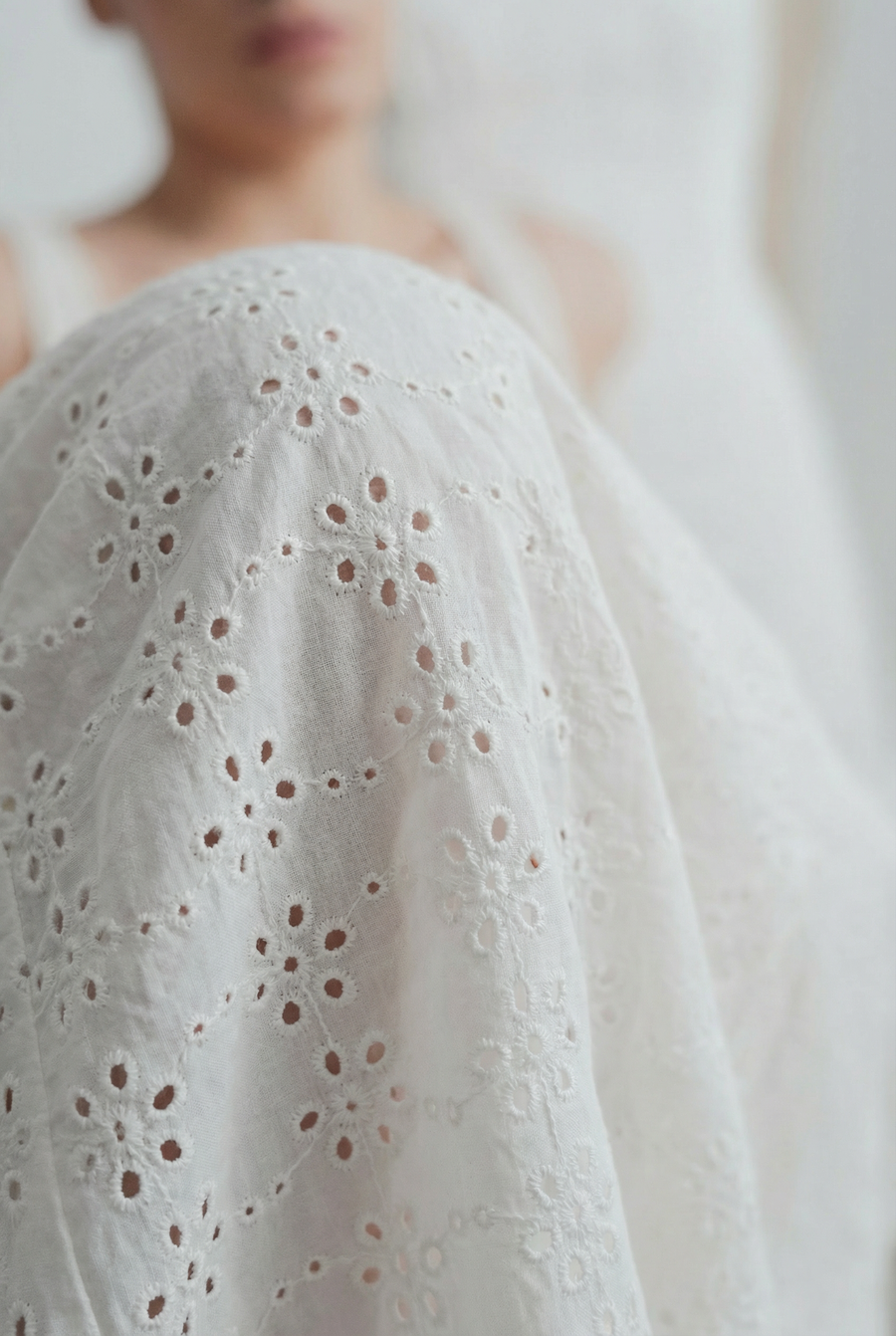 Robe longue broderie anglaise blanche