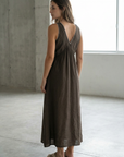 Robe midi fluide brodée – Coupe élégante – Viscose