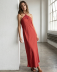 Robe midi halter fluide en viscose