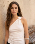 Top asymmetric white loop