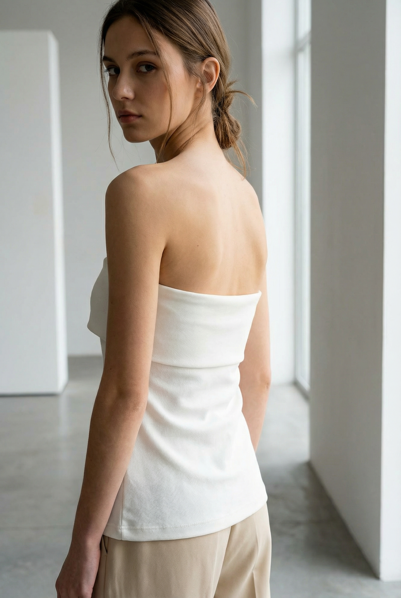 Top bustier white peplum