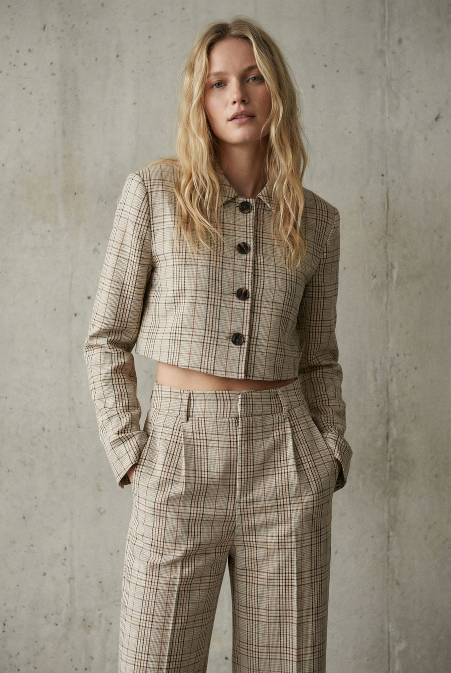 Veste courte à carreaux chic vue principale