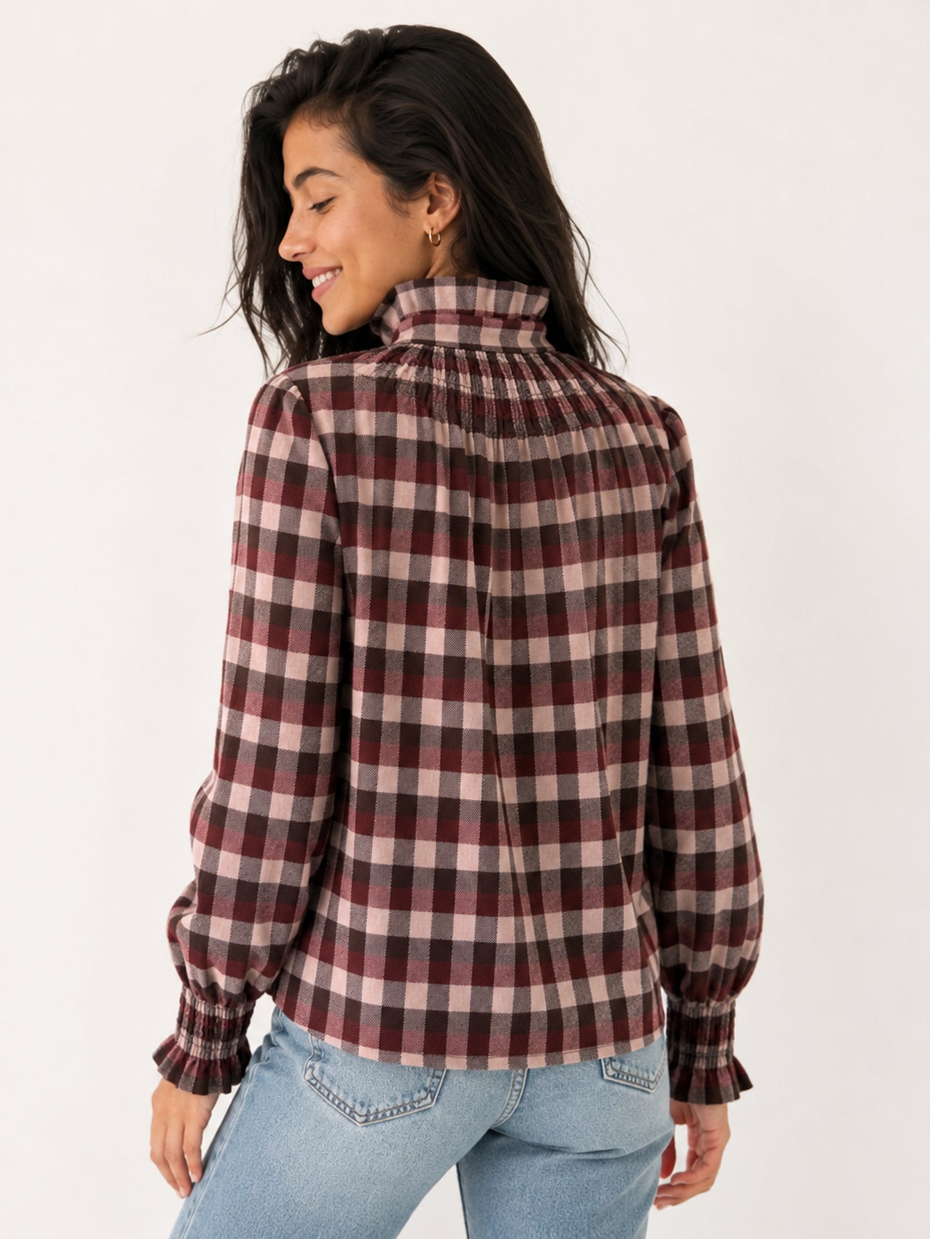 Blouse à carreaux avec smocks au dos
