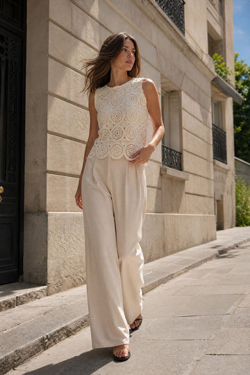 KDAPDT.02 blouse crochet beige sans manches kivesrc15477418066295s01m69588510081399skusapv00a004736 01