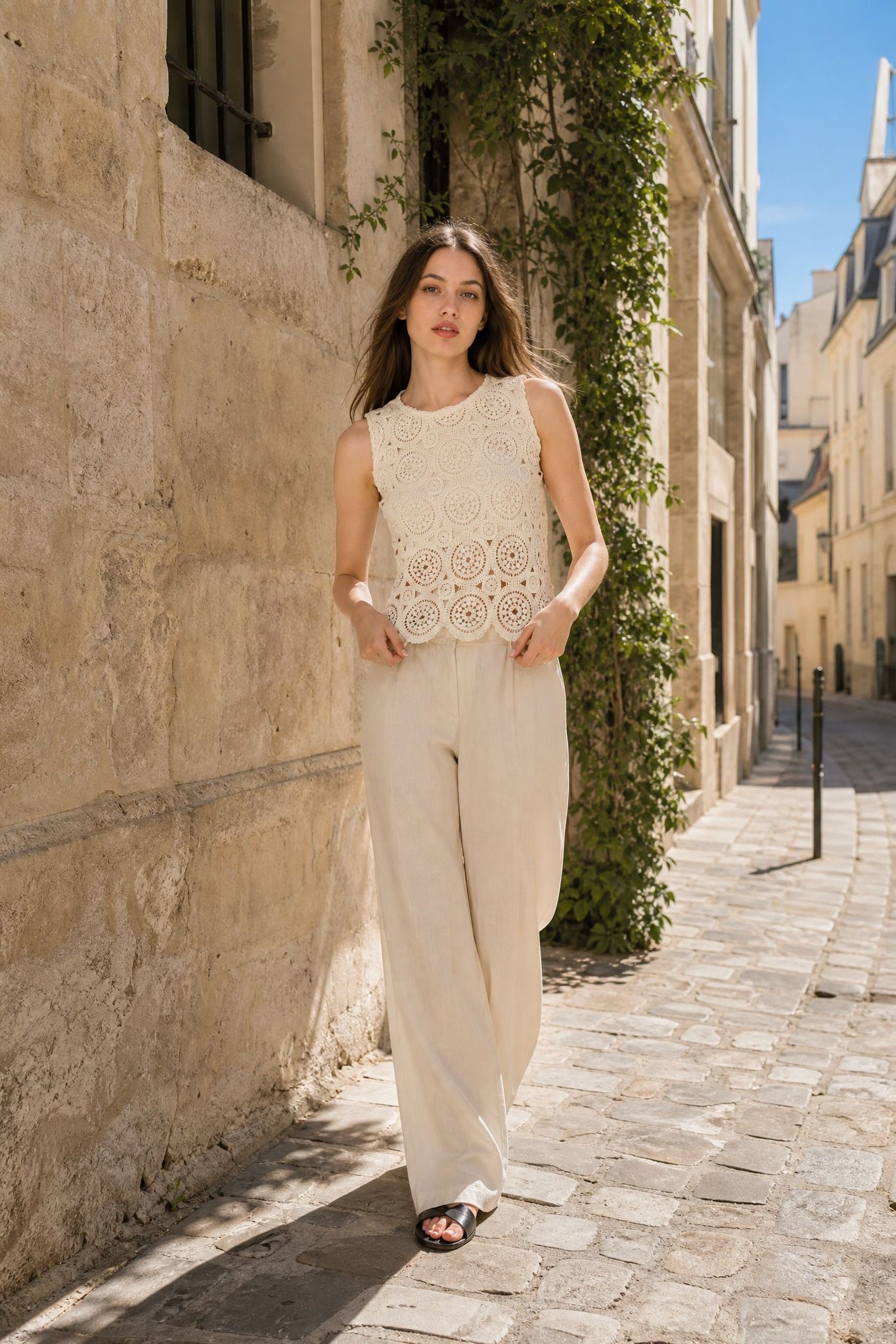 KDAPDT.02 blouse crochet beige sans manches kivesrc15477418066295s04m69588510179703skusapv00a004736 04