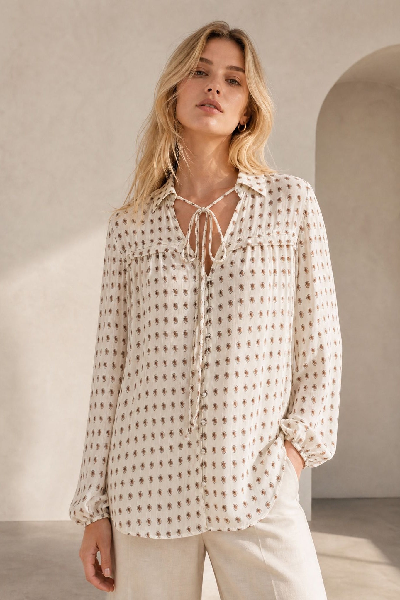 Blouse en voile imprimé cachemire à liens