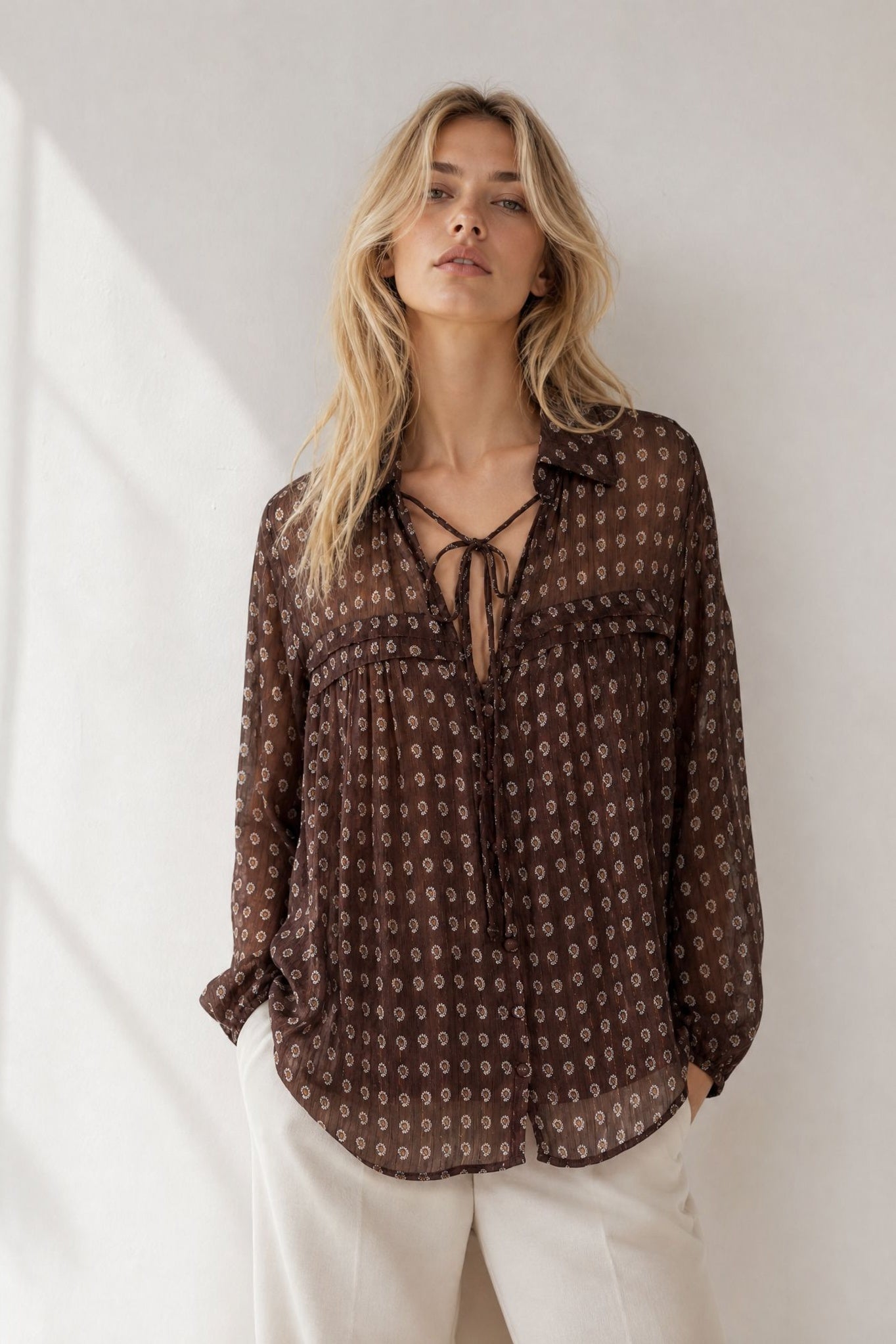Blouse en voile imprimé cachemire à liens