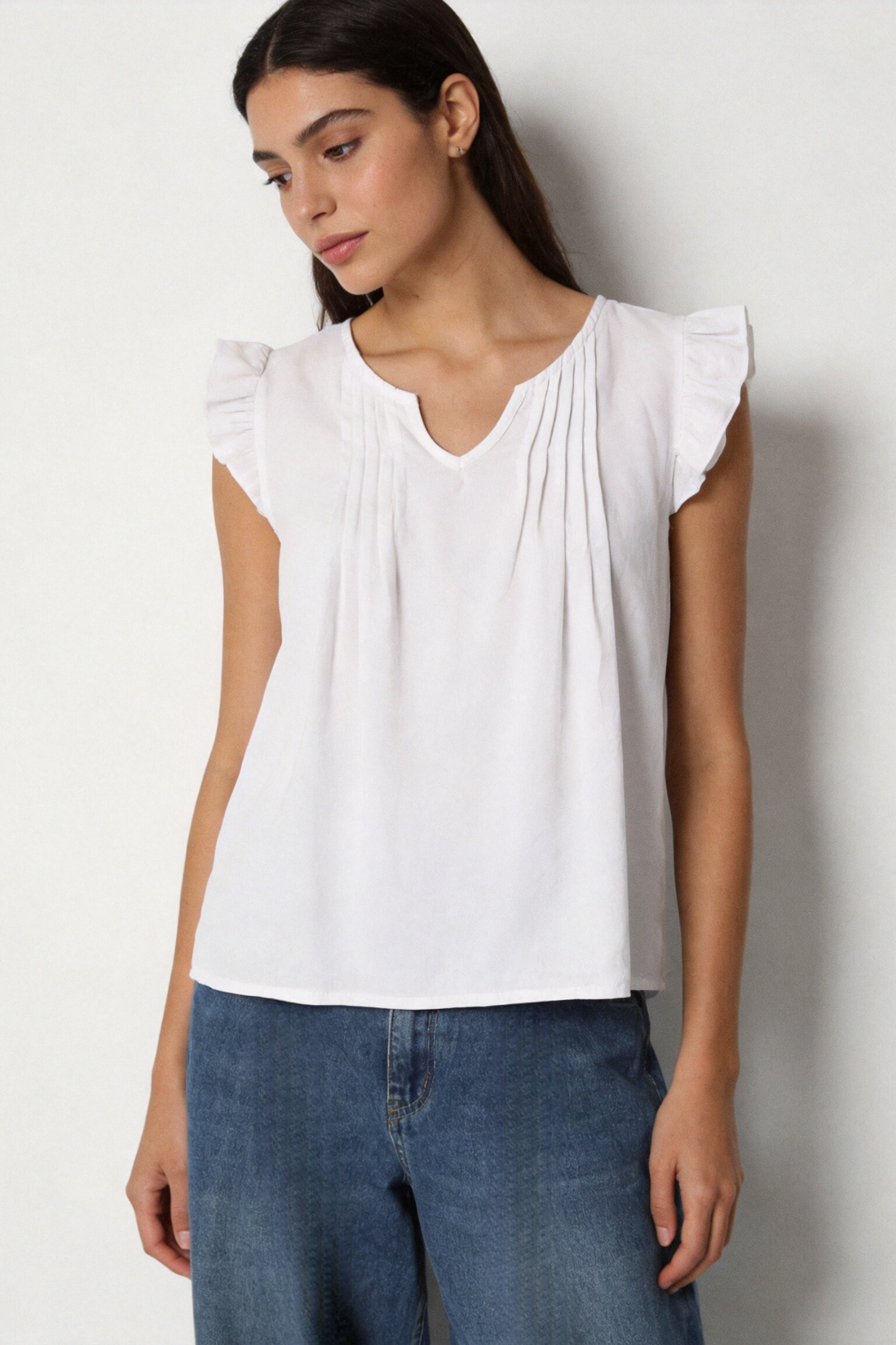 blouse fluide a volants col fendu image 1