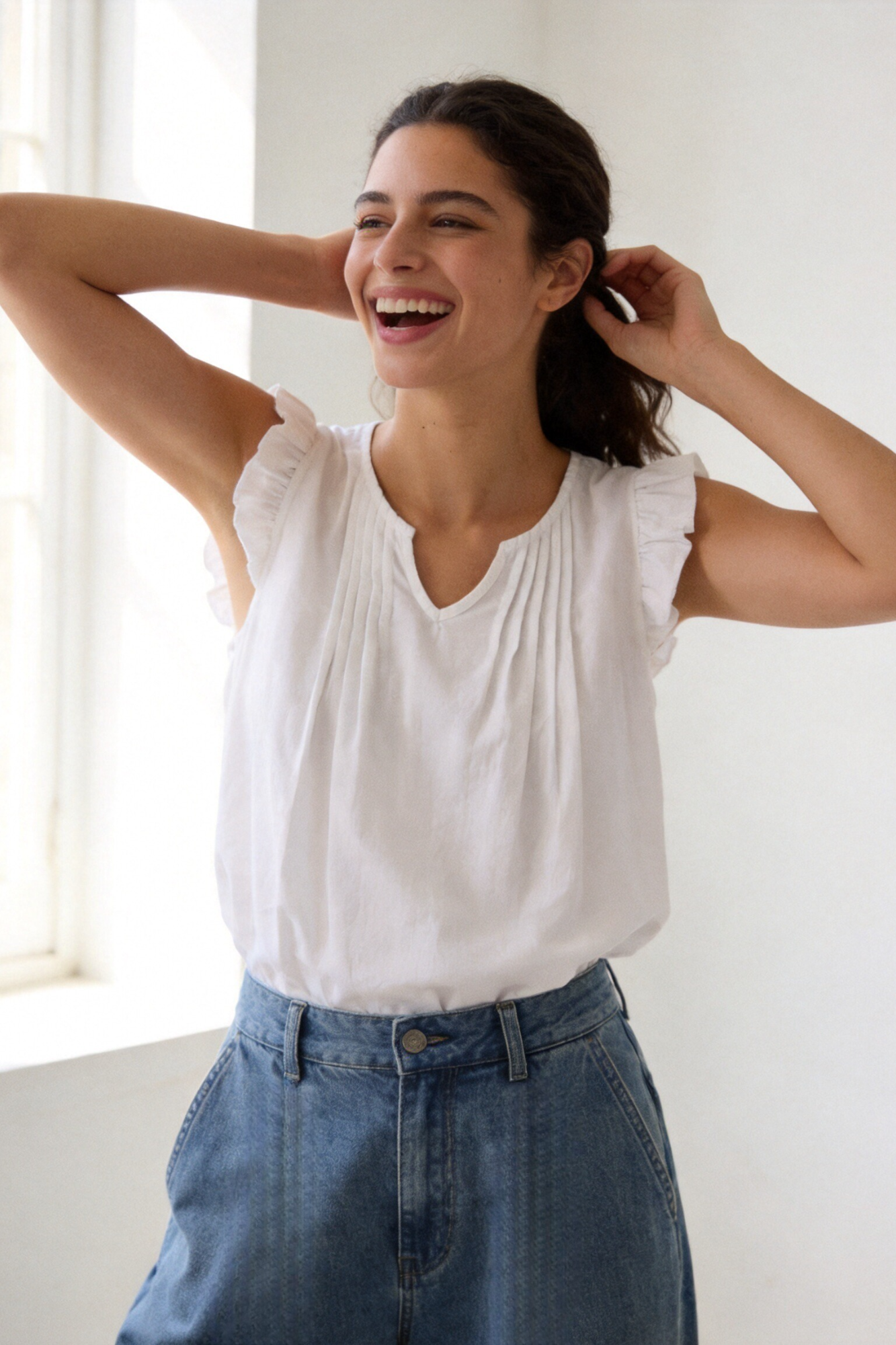 blouse fluide a volants col fendu image 3