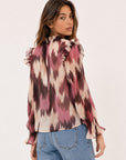 Côté blouse ikat volants épaules