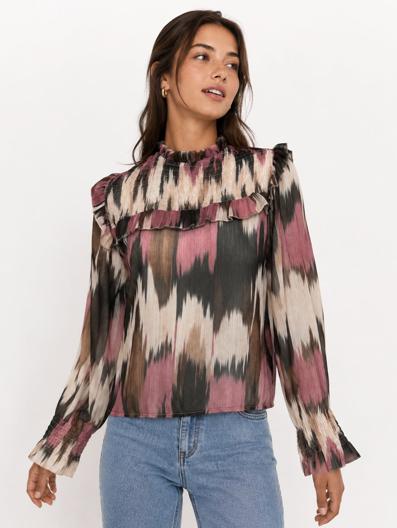 blouse ikat manches longues smockées