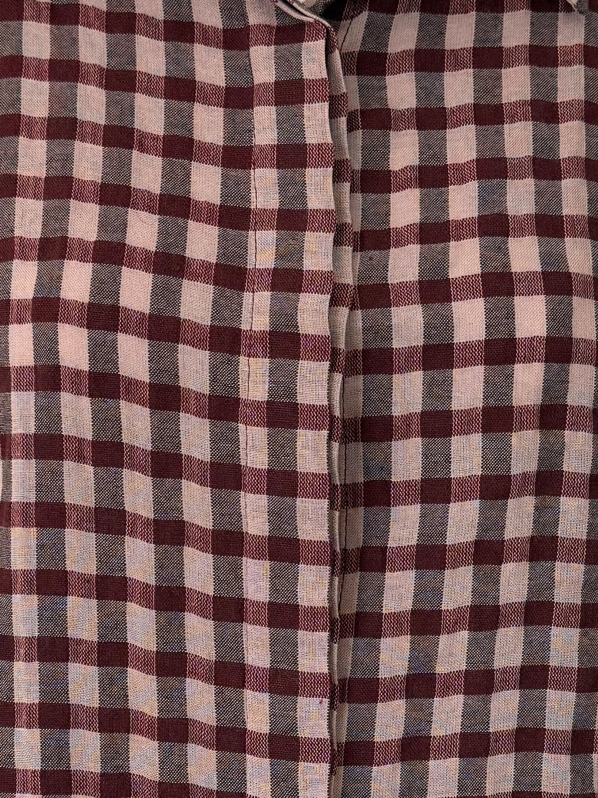 blouse vichy bordeaux gros plan tissu