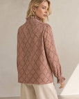 Blouse vichy plumetis à col montant volanté