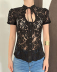 top13856 chemise noire a fleurs boutonnee avec manches bouffantes image 4