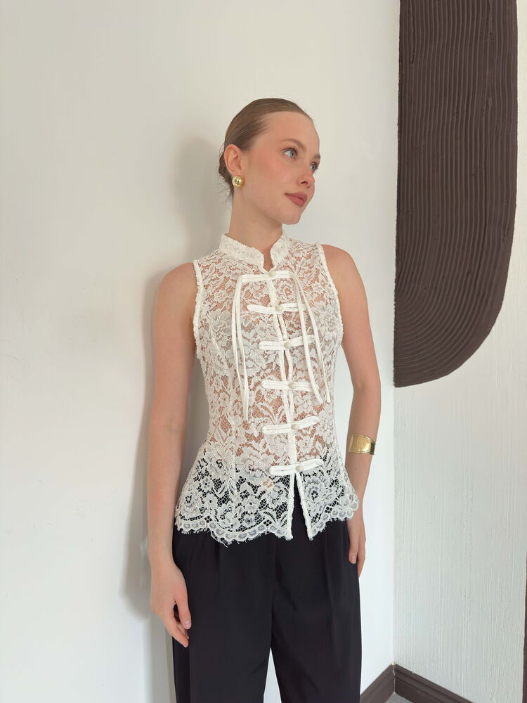 top13866 chemise blanche elegante ajustee sans manches image 2
