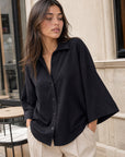 chemise fluide noire en ville