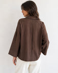 chemise oversize dos pli creux chocolat
