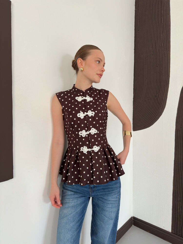 top13865 chemise elegante marron a pois image 2