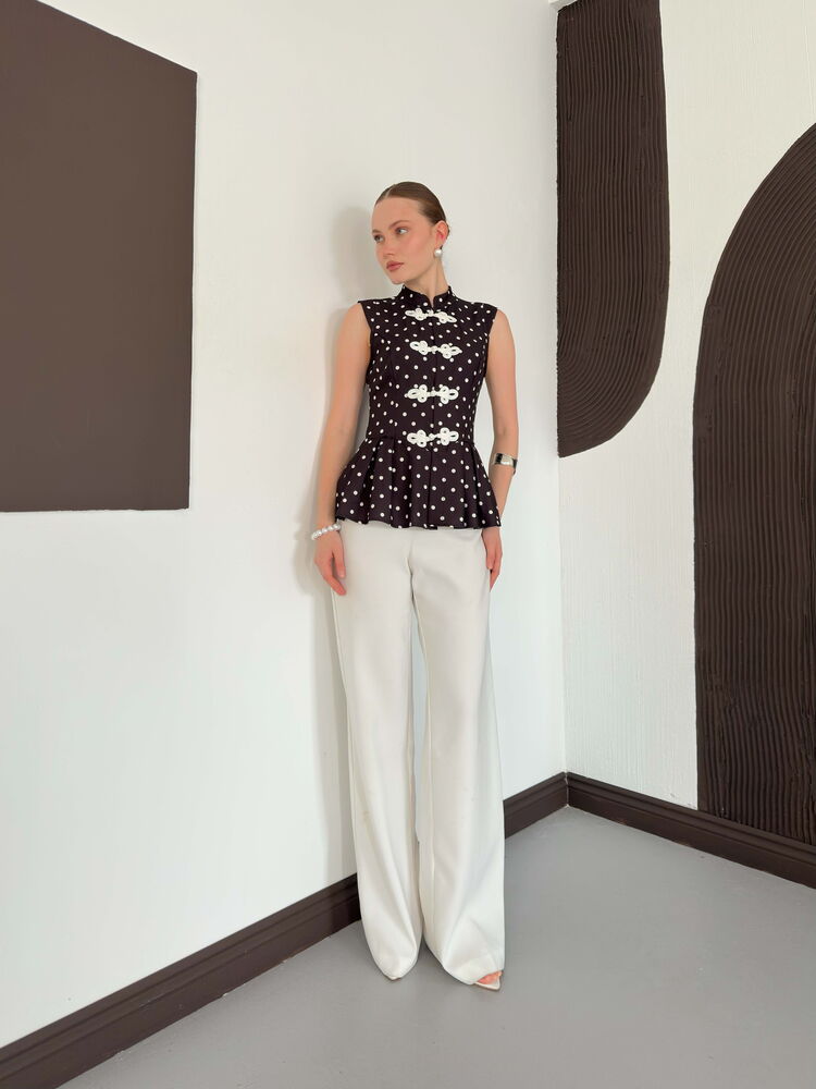 top13864 chemise vintage noire ajustee sans manches a pois image 2