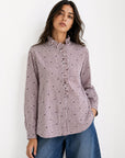 chemise rose col volanté