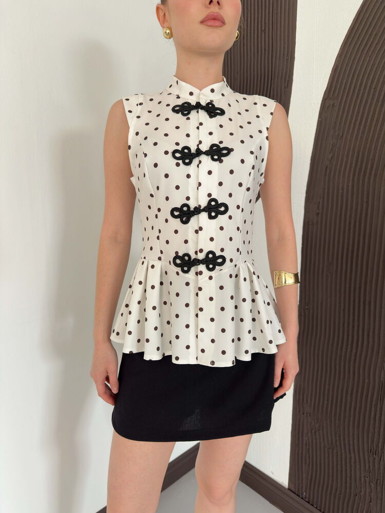 top13868 chemise vintage blanche ajustee a pois avec fermeture boutons buchettes image 4