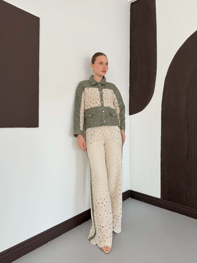 chemise surchemise kaki a empiecements en crochet et poches a rabat image 2