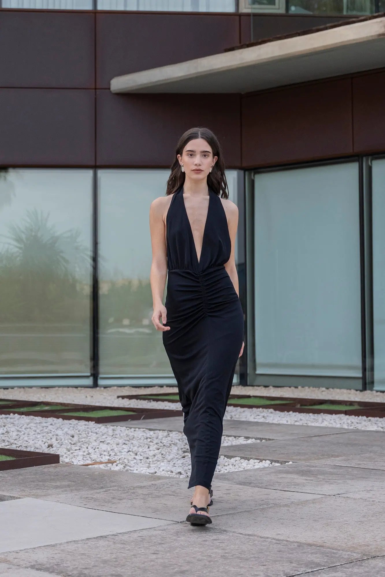 Robe été noir dos nu Sapiato