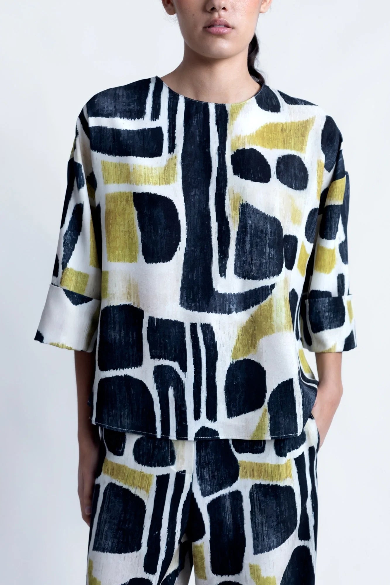 Ensemble fluide imprimé abstrait noir et chartreuse pour femme, top et pantalon décontractés