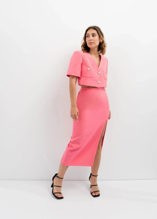 Jupe midi fente côté femme en tissu fluide rose corail, taille haute, deux pièces